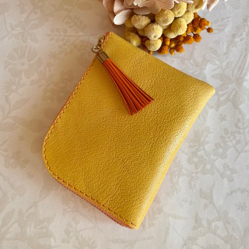 ミニ財布 　 L字ファスナー　パイソン ♡ハートモチーフ♡ イエロー&オレンジ ミニ財布 コンパクト L字ファスナー パイソン ♡ハートモチーフ