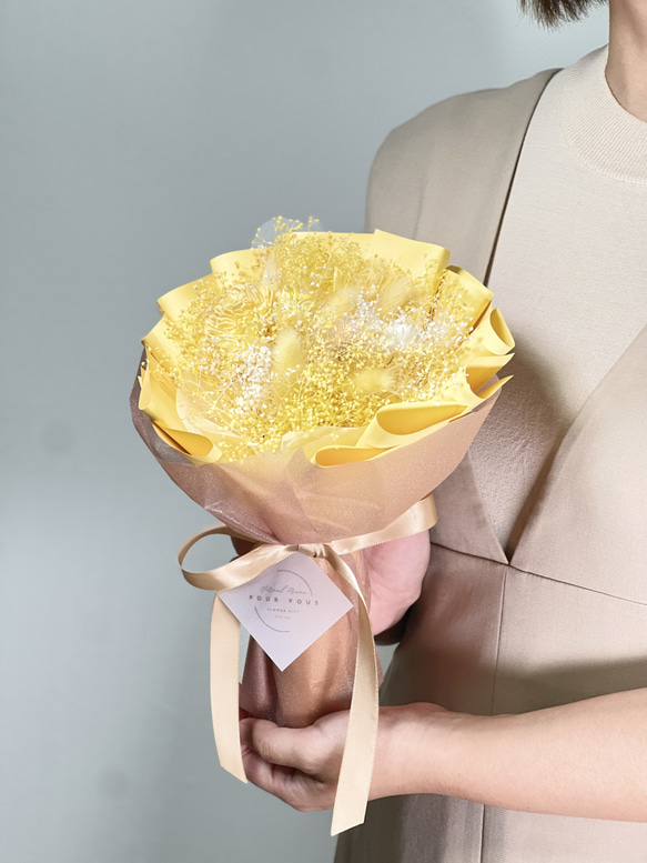 【ウェディング・誕生日ギフト】プリザーブドブーケ(イエロー Sサイズ) 韓国ラッピング プリザーブドフラワー 花束 黄色 2枚目の画像