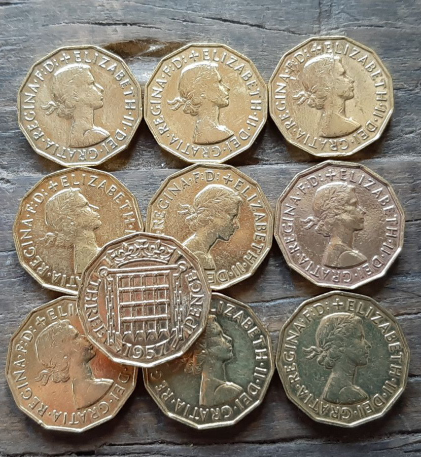 【ラッピング不可】 1953~1967年英国3ペニーコイン
イギリス3ペンス 50個
ブラス美物 コレクション