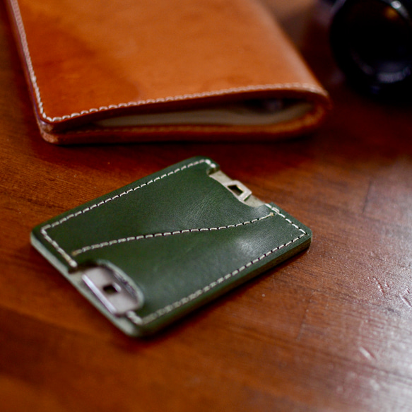 薄型カードタイプのキーケース　ポケットや財布にコンパクトに収納できる　本革レザー　選べるカラー 3枚目の画像