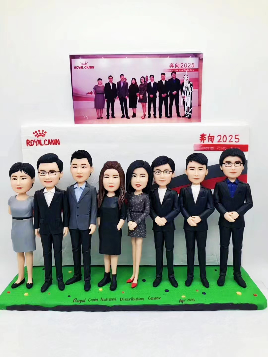 会社 先輩 同僚 記念品 似顔絵 人形❤法人 創業・創立 周年記念 贈答品 肖像画 写真入り フィギュア❤送別会・歓迎会