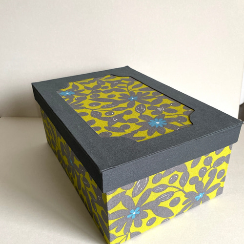 大きなカルトナージュボックス 大きなカルトナージュボックス