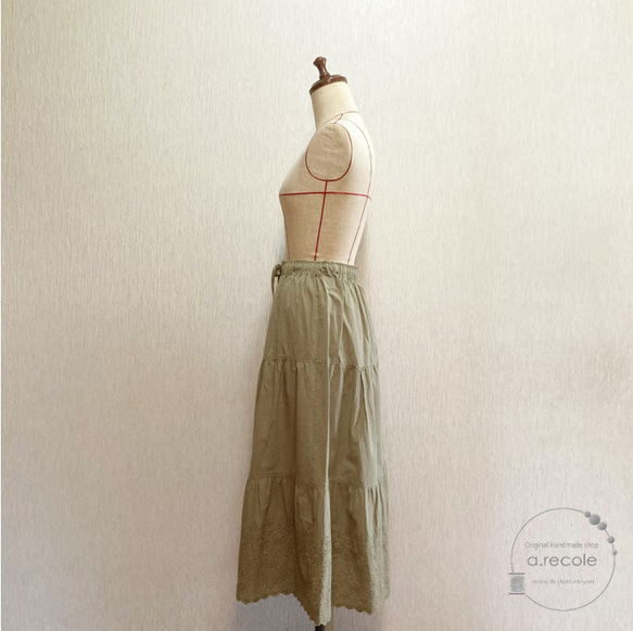 【お値下げ中】スカラップ刺繍のペチスカート / アンダースカート（オリーブ） 3枚目の画像