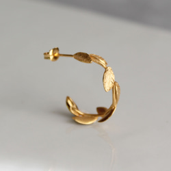 小葉子環形耳環 第11張的照片