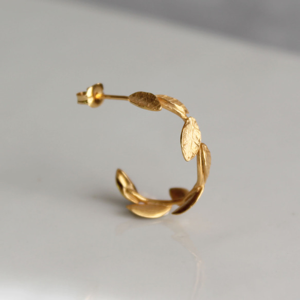 小葉子環形耳環 第11張的照片