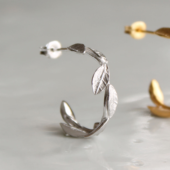 小葉子環形耳環 第7張的照片