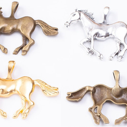 馬 1個 馬チャーム 競馬 モチーフ メタルチャーム ハンドメイド