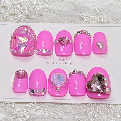 ピンクのキラキラデコネイル ネイルチップ（つけ爪） 7o-nail 通販