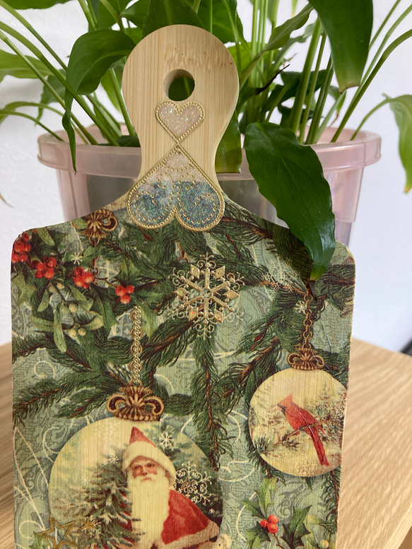 カッティングボード　クリスマスオブジェ　デコパージュ 3枚目の画像