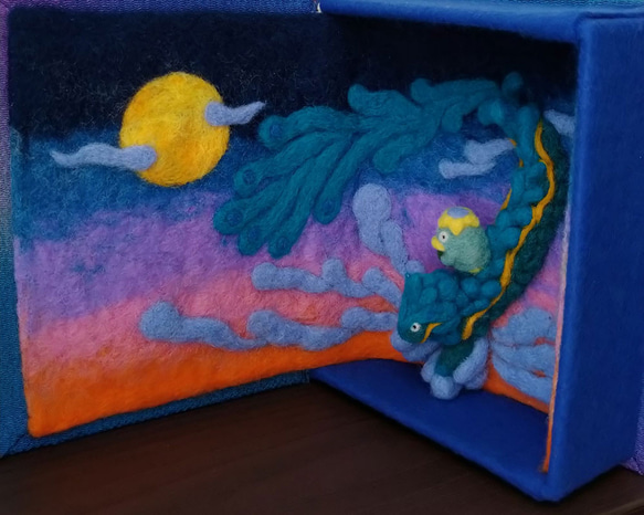 『羊毛フェルトの絵本』麒麟にのったカッパ君 ぬいぐるみ・置物 フェルト、羊毛 D1692777634(13000円)