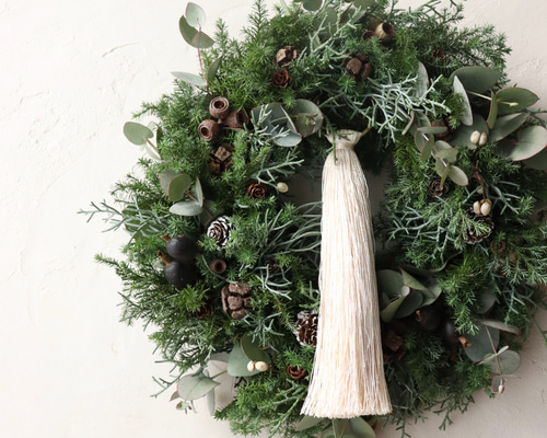 リングタッセルのフレッシュリース / クリスマスリース ウィンター