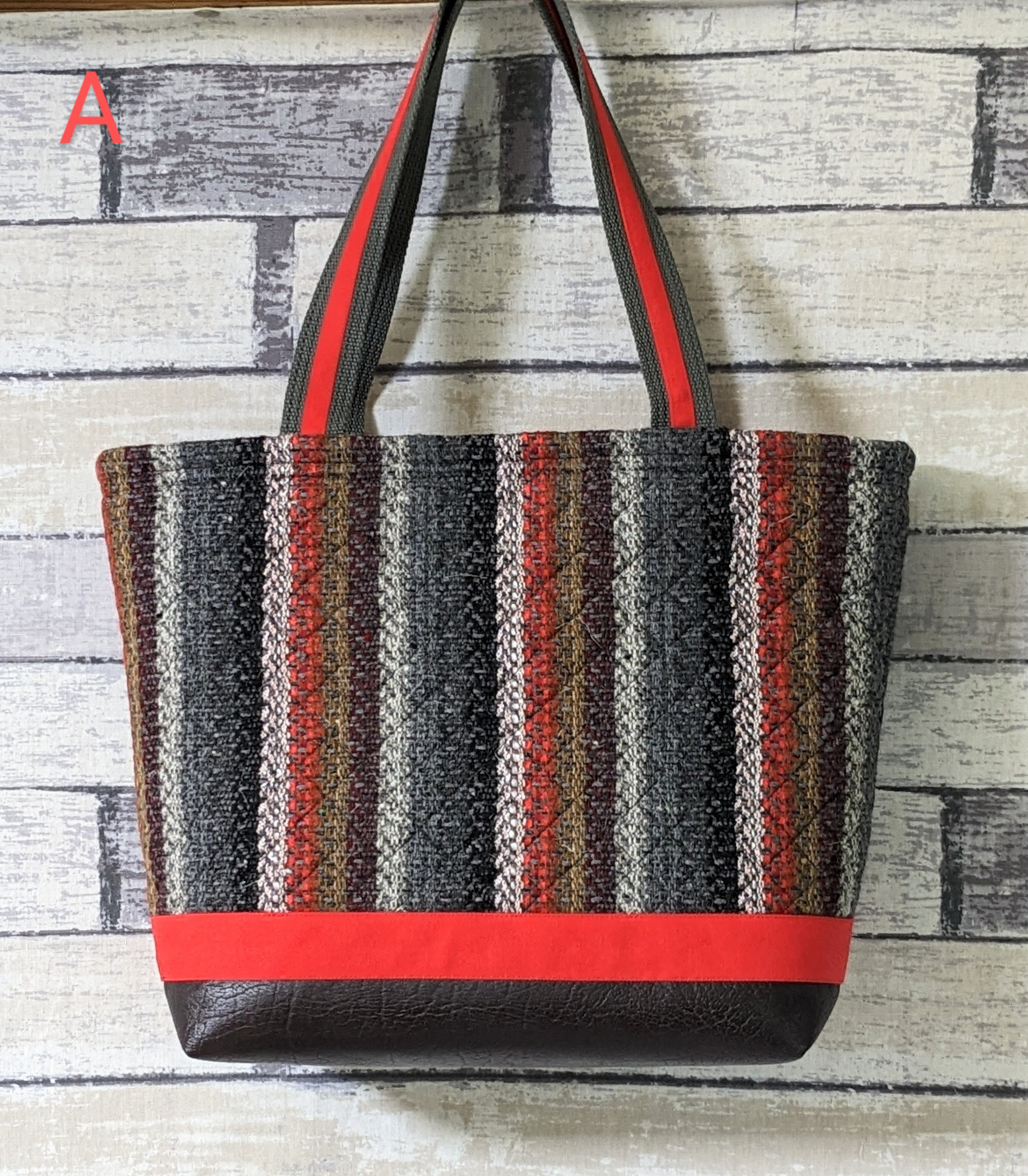 トートバッグ　ウール　キルティング