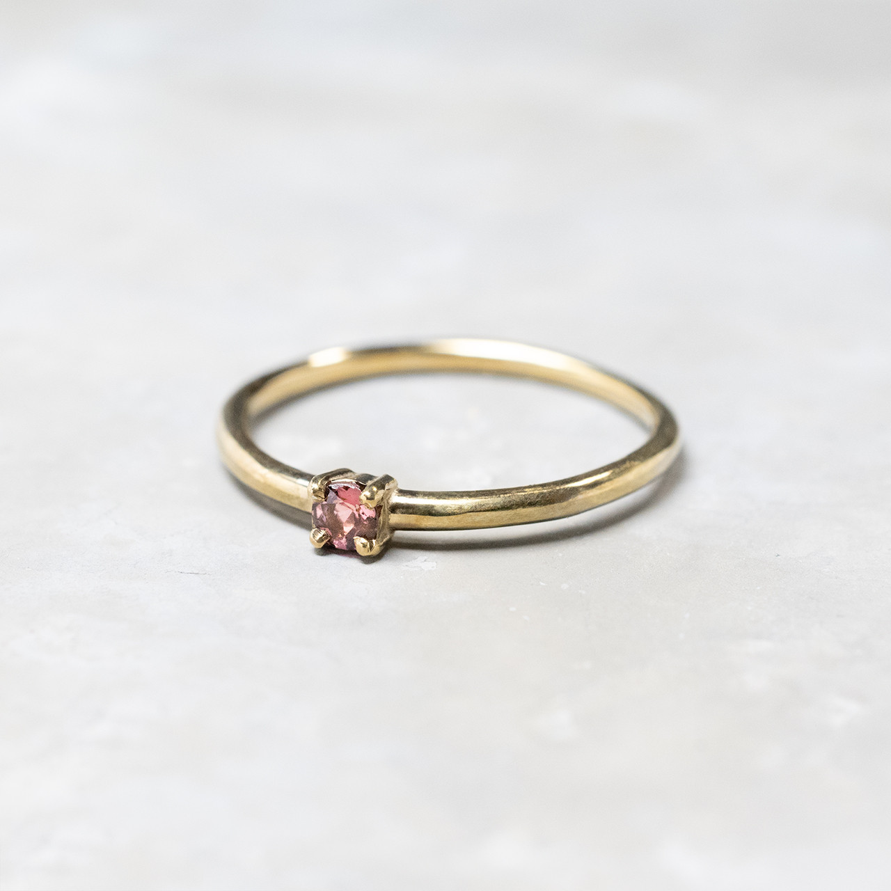 鏡面 ピンクトルマリン ラウンド3mm K18GPゴールドプレーンリング 1.5mm幅 グロス｜1043