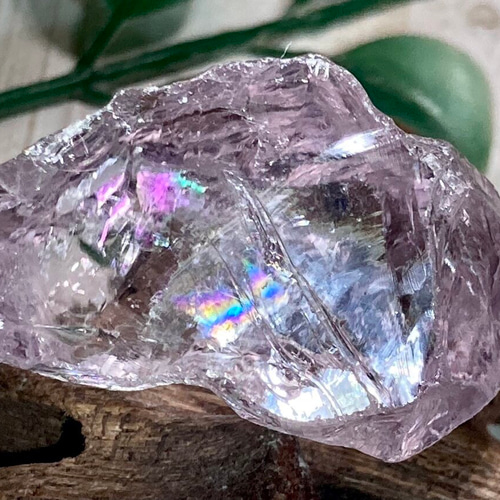 セイクリッドセブン✨レインボーアメジストラフストーン原石