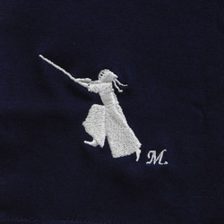 剣士のワンポイント刺繍入りTシャツ　6.2オンス　男女兼用　 9枚目の画像