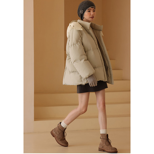 ZARA ダウンコート とち ベージュ ZARA ダウンコート とち ベージュ