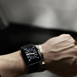 Apple Watch 錶帶 Apple 錶帶 42mm/44m/45mm/49mm 米色孔皮革加強版。 第15張的照片