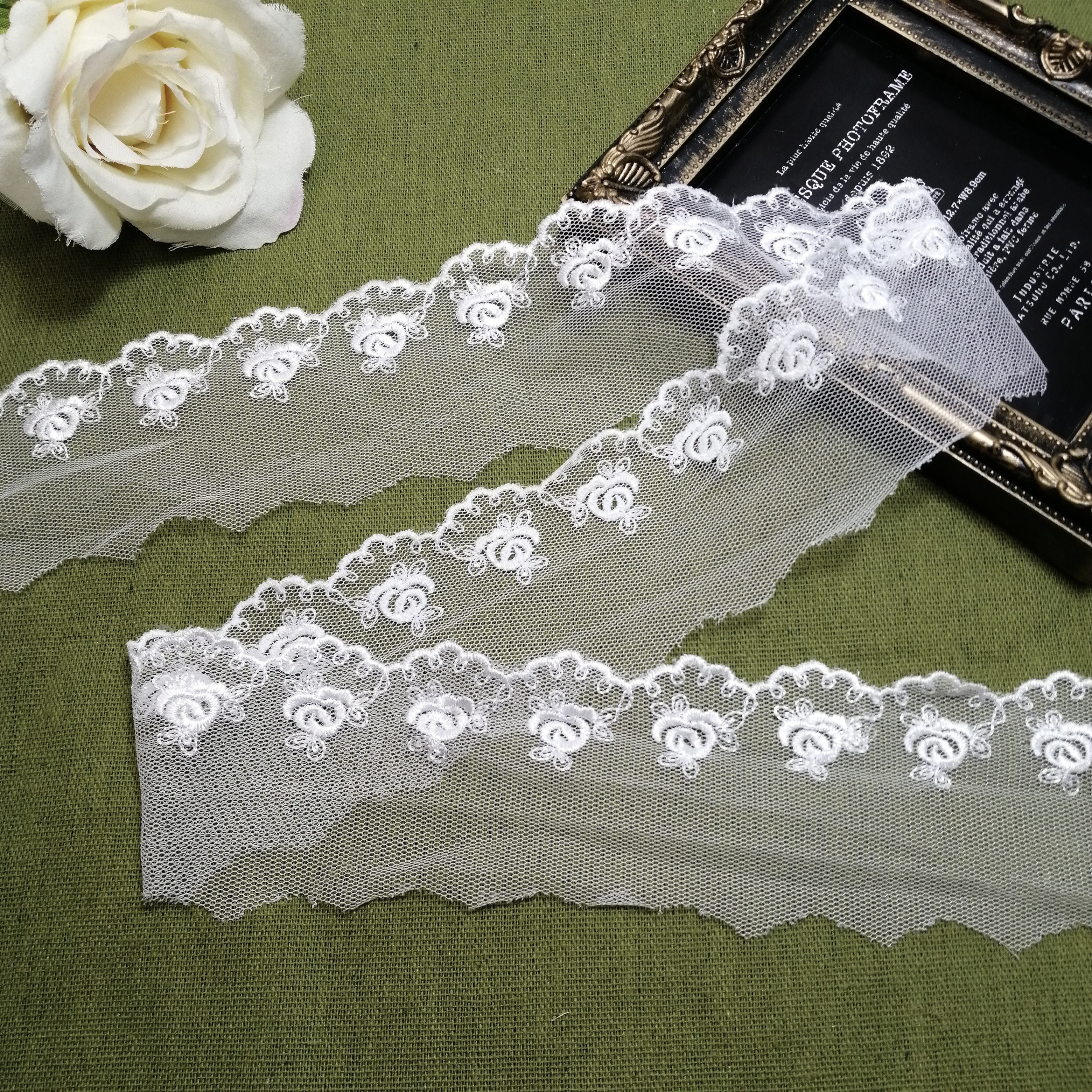 40×118cm アンティークレース♡花柄刺繍 チュールレースのタペストリー