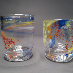 日本酒2個セット虹スパイラルグラスコップRainbow Spiral Sake Glass Set of 2 3枚目の画像