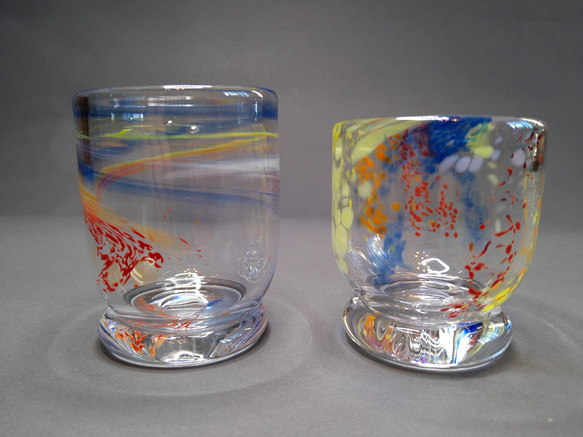 日本酒2個セット虹スパイラルグラスコップRainbow Spiral Sake Glass Set of 2 3枚目の画像