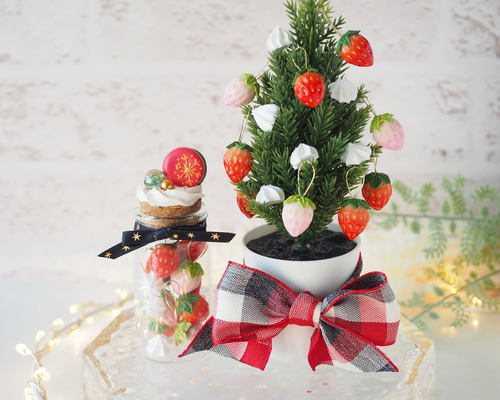 専用❣️希少❣️エンゼルちゃんのクリスマスアレンジ❣️ケーキ、ツリー❣️ 78aa5548ac388a338fd13633f6c159