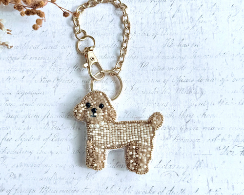 2way】ビーズ刺繍のうちの子ブローチ＆バッグチャーム・トイプードル