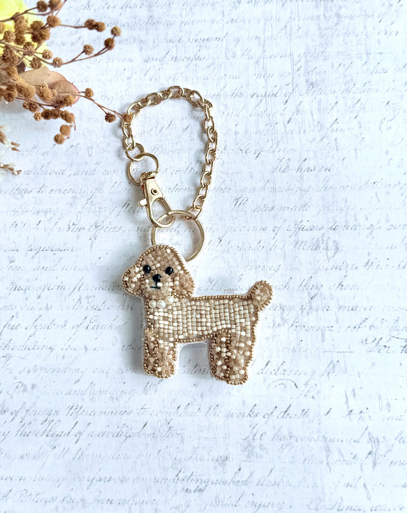 2way】ビーズ刺繍のうちの子ブローチ＆バッグチャーム・トイプードル