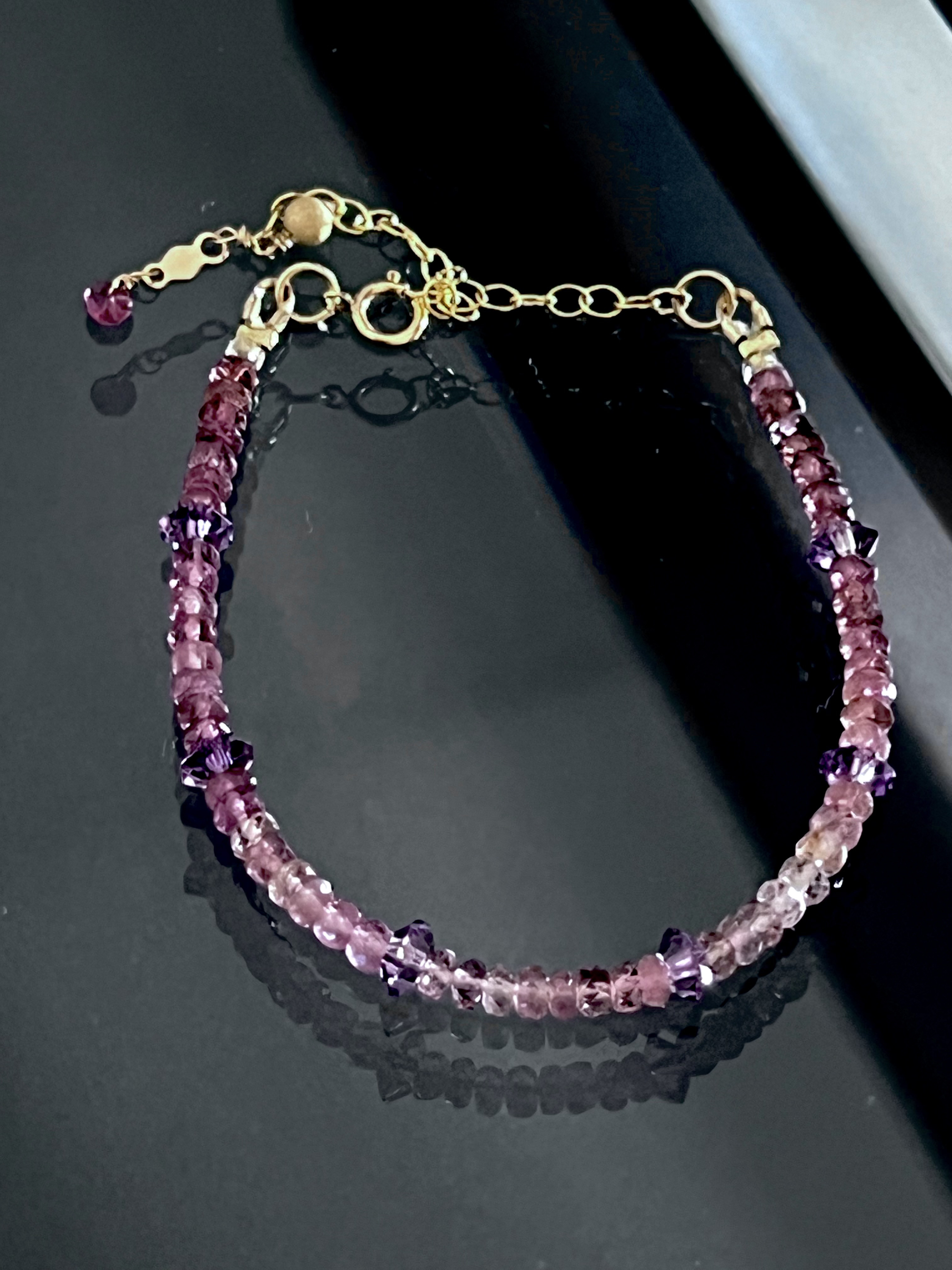 14kgf　カットが美しい！ピンクトルマリンとアメジストのキラキラ天然石のブレスレット