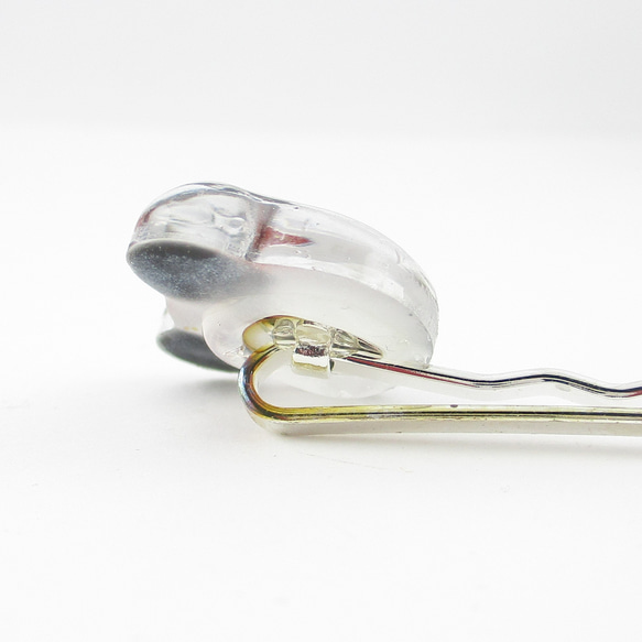 クォーツパンダは紅葉に乗じてかくれんぼしているけれど、こちらからはしっかりと見えてます♪<1点ものヘアピン>HP156 4枚目の画像