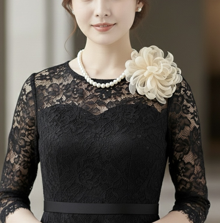 シルク100%オートクチュールコサージュ＊大13cm全２色･華やかふんわり♡ﾊﾟｰﾃｨｰ・ﾌｫｰﾏﾙ