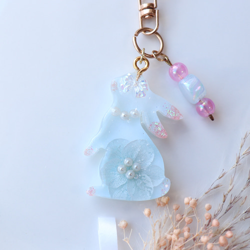 紫陽花 うさぎ キーホルダー レジン キーホルダー まなまま 通販