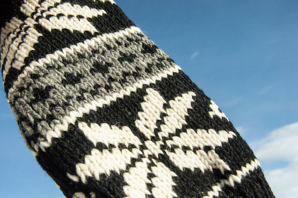手織りピュアウールニットソックス/ニットウールソックス/内側起毛ソックス/暖かいソックス - 黒と白のスノーフレークスタイルクリ 10枚目の画像