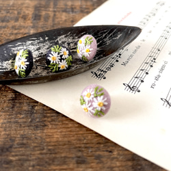 [マーガレット] 刺繍 ピアス  ノンホールピアス イヤリング 選べる金具 3枚目の画像