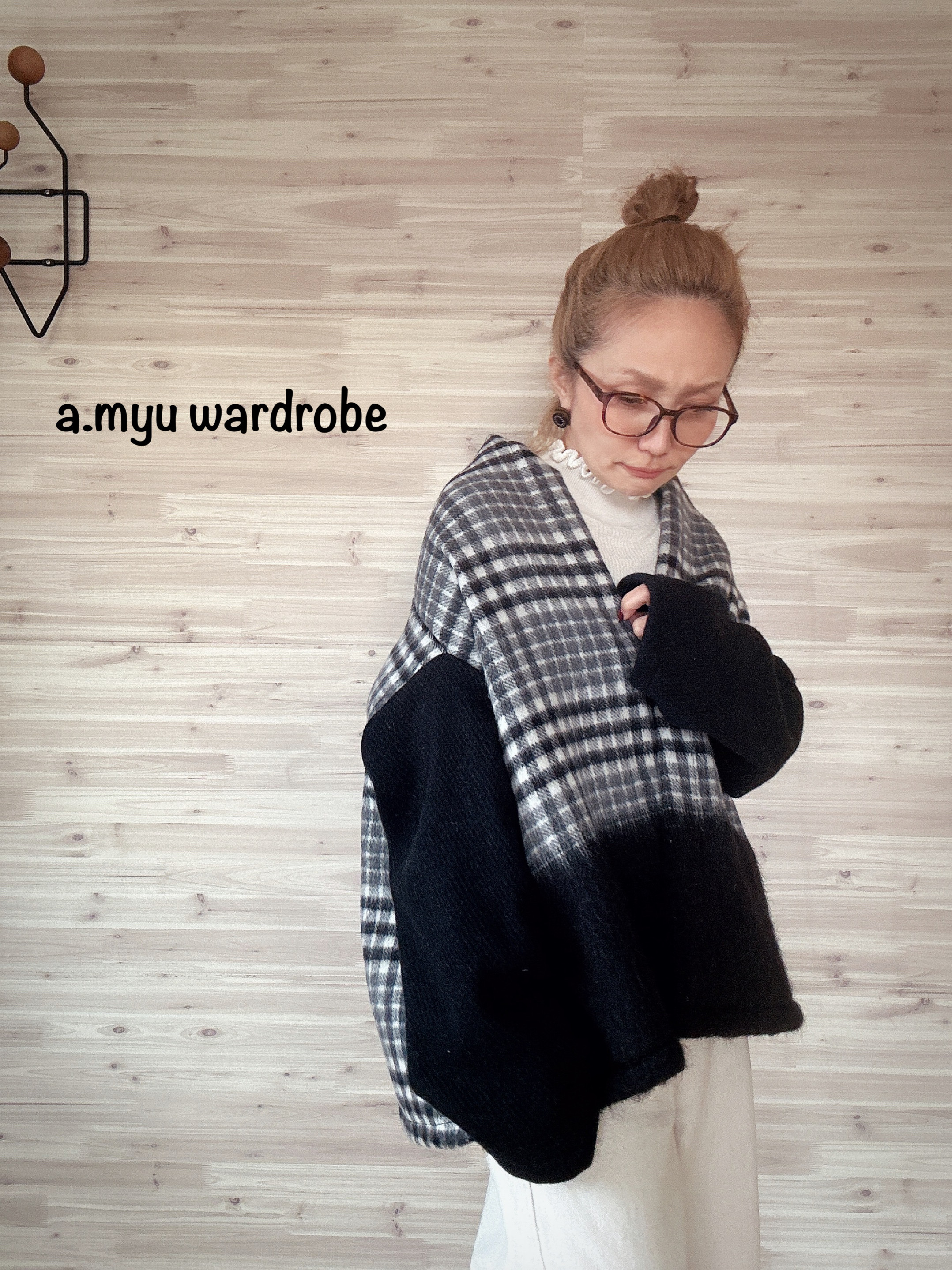 a.myu カシミア混wool肩にかけるだけでキマる　ストールカーディガン