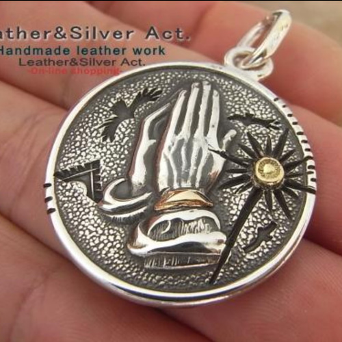 ハンドメイド 祈りの手 フリーメイソン 秘密結社 925 k18 ネックレス