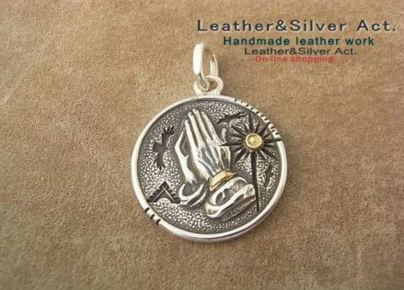 祈りの手　フリーメイソン 秘密結社 　 シルバーネックレス　925　ハンドメイド ハンドメイド 祈りの手 フリーメイソン 秘密結社 925 k18