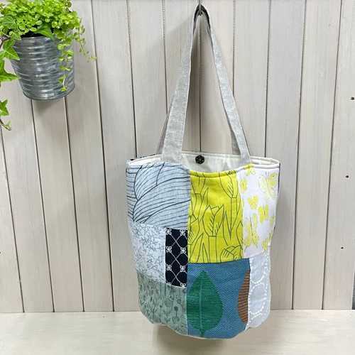 ♡handmade♡ ミナペルホネン　　　底がまぁるいバケツバッグ ♡handmade♡ミナペルホネン まぁるい底のバケツバッグ