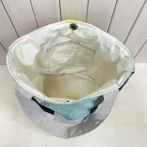 ミナペルホネンのパッチワークのバケツバッグ バケツバッグ *Tea