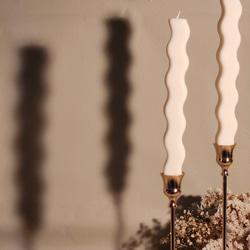 Wavy Taper Candle ウェーブ　テーパーキャンドル 1枚目の画像