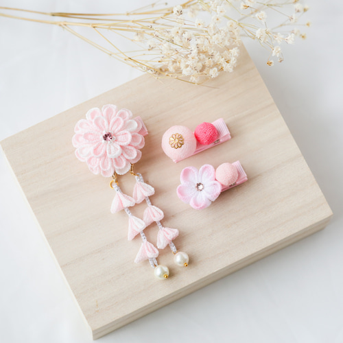 つまみ細工 髪飾り ヘアクリップ 滑り止め お正月 ご卒園用♡つまみ