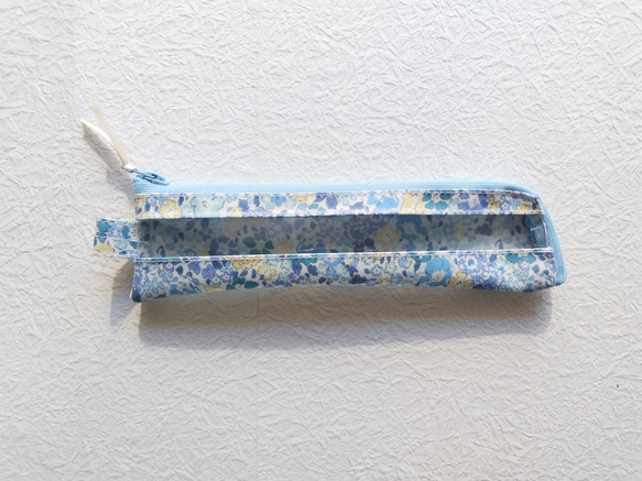 筆盒 細長牙刷盒 L 型拉鍊透明袋 Michelle Liberty 層壓板 ♡ 小花圖案 第1張的照片