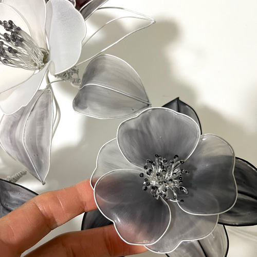 一点物】椿 白い枝 白椿 水墨画風 ディップフラワー ワイヤーフラワー