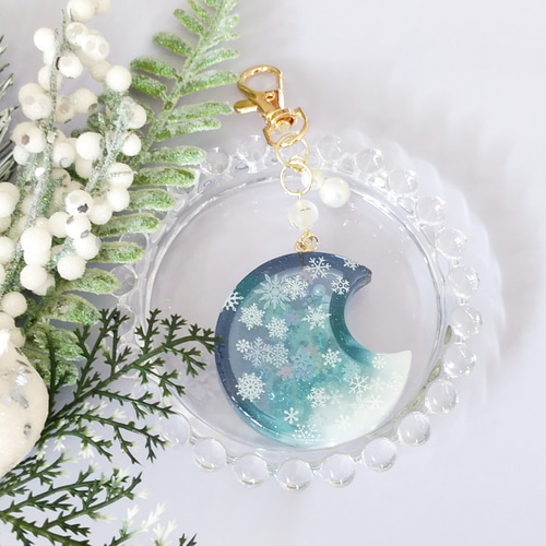 セール！》シャカシャカキーホルダー 雪の結晶 冬季限定 冬景色 寒色系