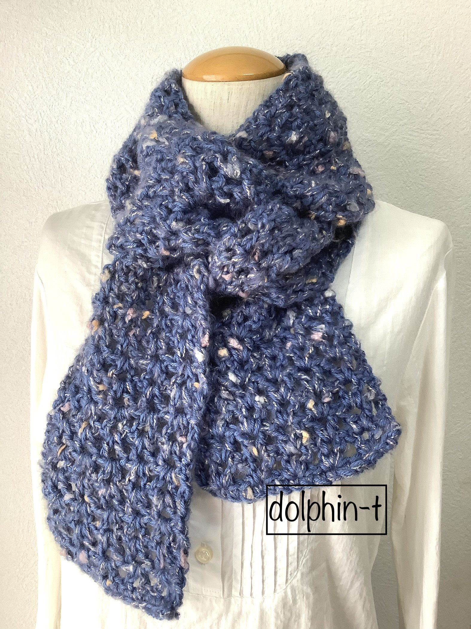 ぽこぽこ可愛いマフラー 引き揃え 手編み ブルー系 一点物 マフラー