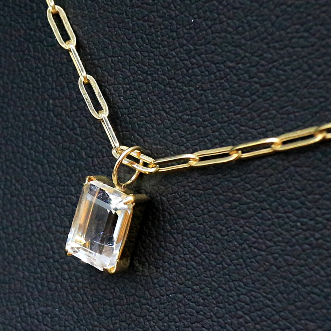 AG-K18-42　天然石 K18 ペンダント トップ ホワイトトパーズ