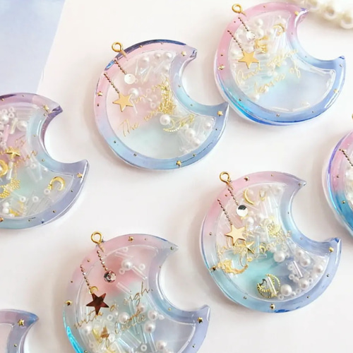 ゆきゆっきー❄様】983.天然石 琉球ガラス 雪 鹿 レジン
