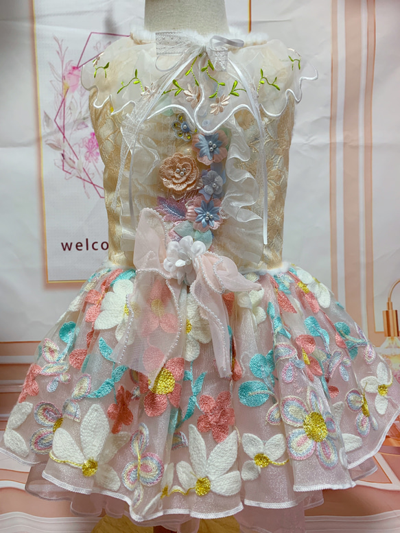 胴回り60cm ♡フェイクファーの花柄ワンピース 1枚目の画像