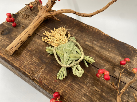 ❁2025年　お正月飾り❁　しめ縄　しめ縄飾り　藁　マム　八の字 ❁2025年 お正月飾り❁ しめ縄 しめ縄飾り 藁 マム 八の字 ❁2025年