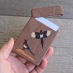 木製名片夾鳥“喜鵲” 第2張的照片