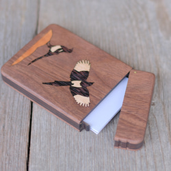 木製名片夾鳥“喜鵲” 第5張的照片